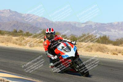 media/Feb-13-2022-SoCal Trackdays (Sun) [[c9210d39ca]]/Turn 7 Inside (1040am)/